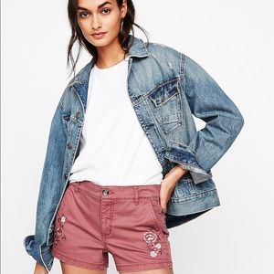 HP! 💎 Express, NWT Twill Shorts, Mid Rise, Floral, Embroidered, Sz6